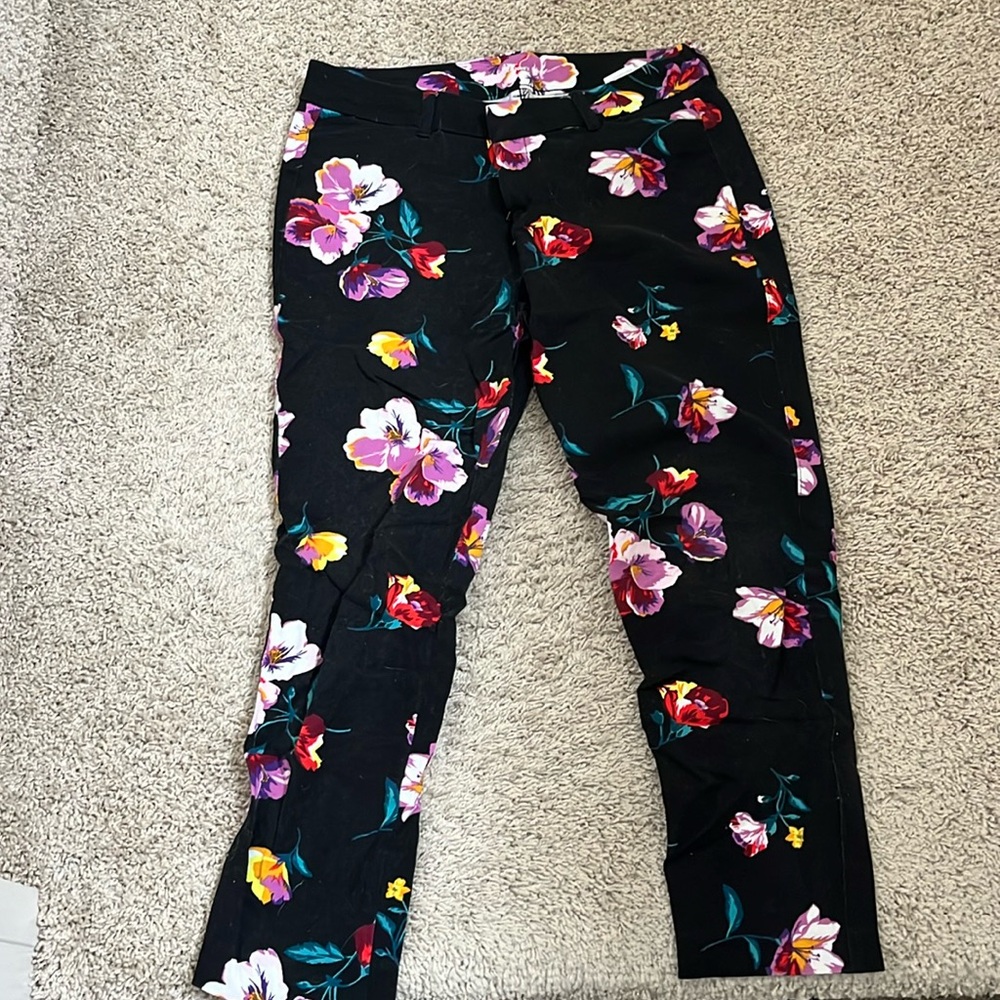 Pixie crop floral pants